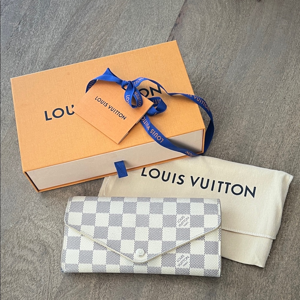Louis Vuitton Damier Azur Wallet in White and Gray